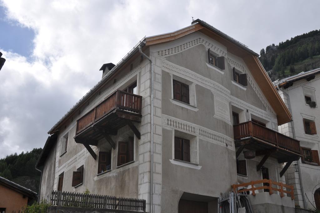 Attika Wohnung 7546 Ardez Δωμάτιο φωτογραφία