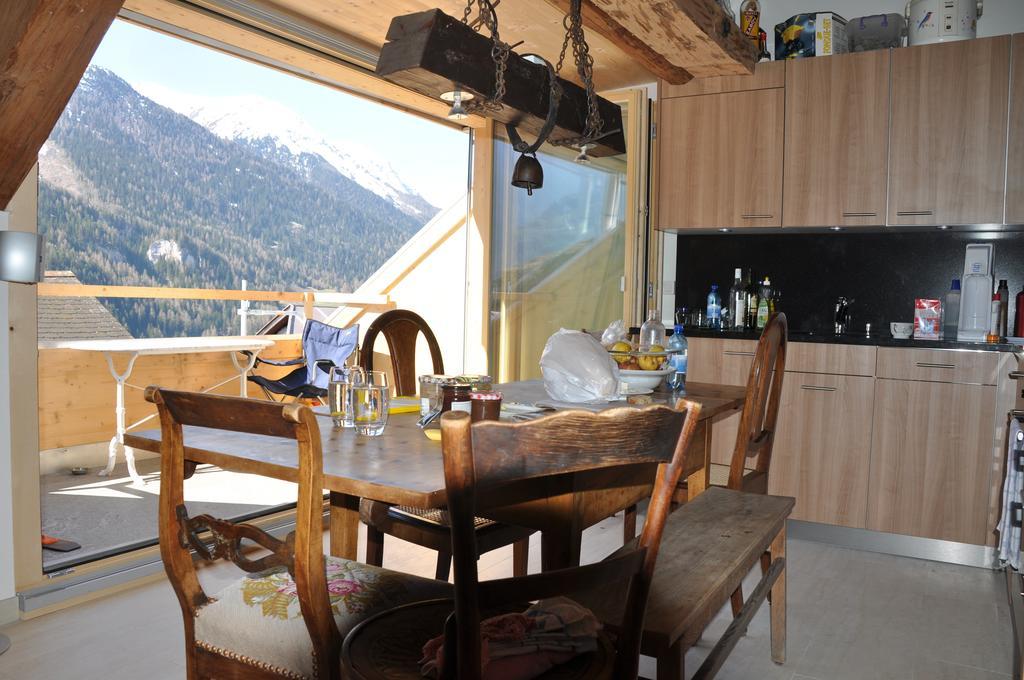 Attika Wohnung 7546 Ardez Δωμάτιο φωτογραφία